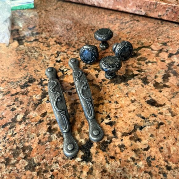 Weathered Metal Cabinet Pulls & Knob Set Pewter Door Handles Silver Drawer Knobs - Picture 1 of 9